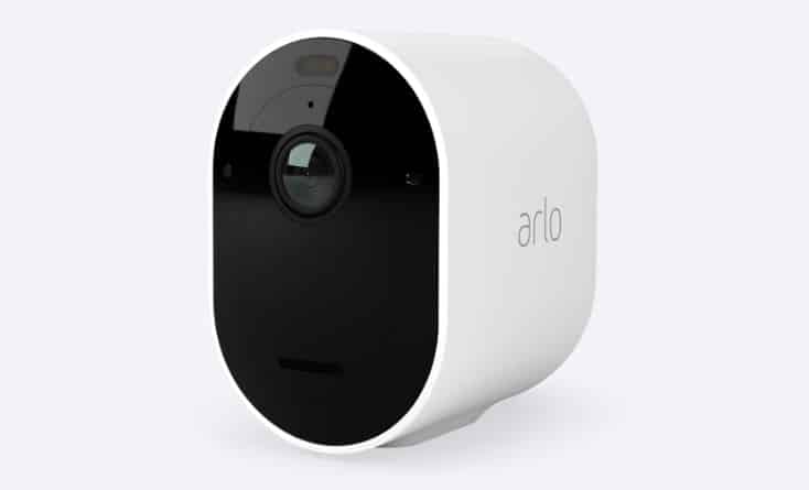 Arlo Pro 4 udendørs sikkerhedskamera
